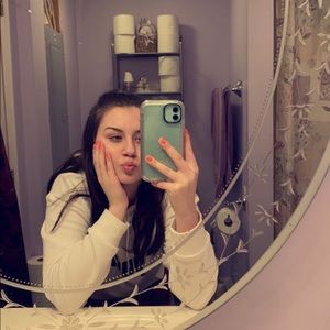 Meet your Posher, Vanessa